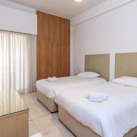Les Palmiers House Apartment Larnaca Exterior photo